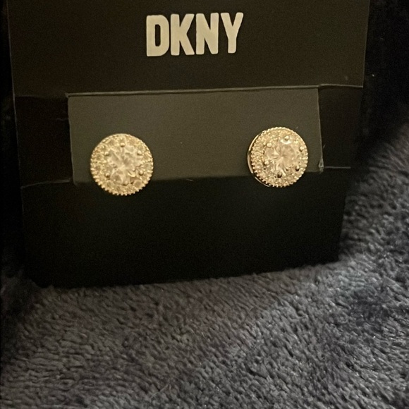 Dkny Jewelry - DKNY silver Stud earrings